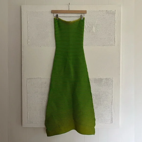 The Wolf Gang Viral ‘Sunmor’ Lime Knit Maxi Dress - Picture 6 of 15